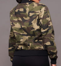 Load image into Gallery viewer, Camouflage Print Zipper CB Jacket
